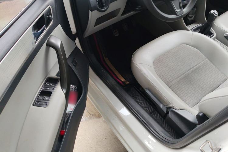 Used Skoda Rapid 2016 1.6L Manual Trend Edition Driver Seat