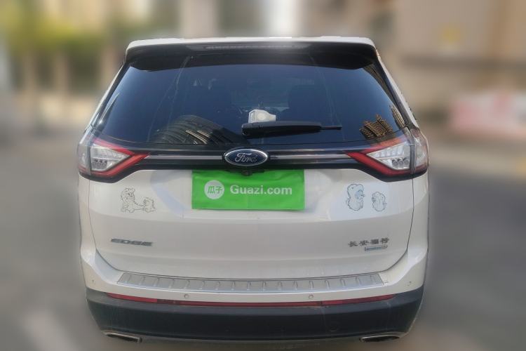 Used Ford Edge 2015 2.0T GTDi Two-Wheel-Drive High-Line Version
