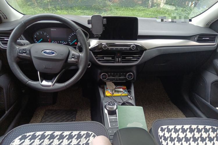 Used Ford Focus 2019 Sedan EcoBoost 180 Automatic Trend Edition
