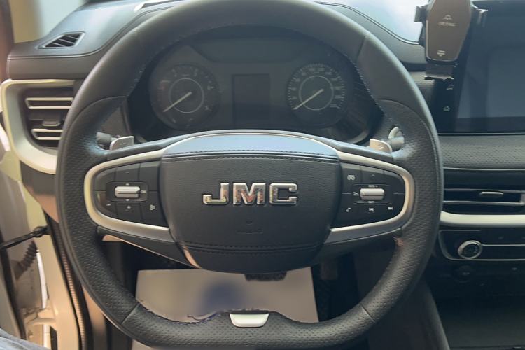 Used JMC Yuhu 7 2022 2.0T Automatic Diesel Two-Wheel Drive Comfort Plus Long Wheelbase
