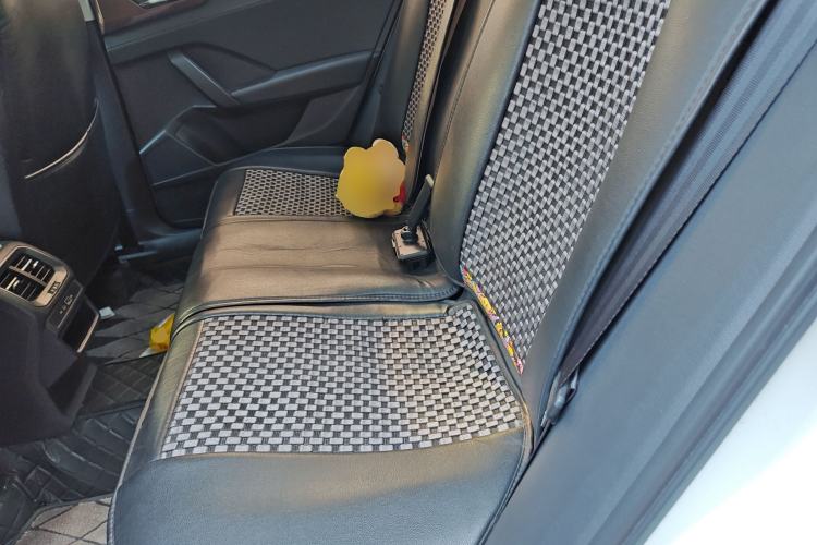 Used Volkswagen Tharu 2022 280TSI Two-Wheel-Drive Luxury Edition Left Rear Seat