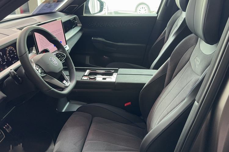 Used Volkswagen Teramont 2025 Tiguan Pro 450TSI Four-Wheel Drive Summit Edition