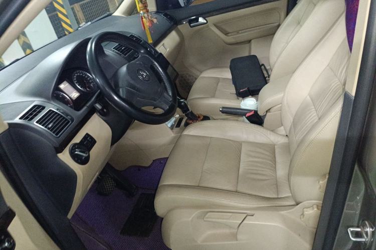 Used Volkswagen Touran 2015 1.4T DSG Comfort Edition 5 Seats Left Front Seat