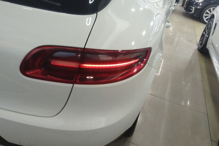 Used Porsche Macan 2017 Macan 2.0T