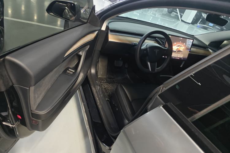 Used Tesla Model 3 2022 Rear-Wheel-Drive Version
