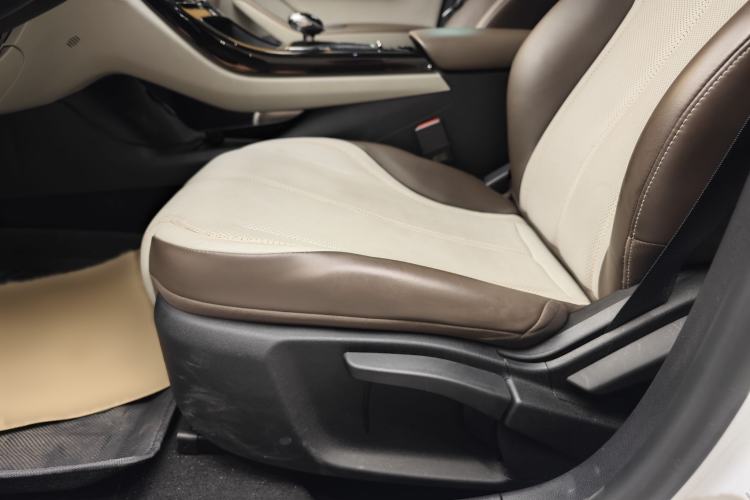 Used BYD Qin PLUS 2024 HONOR Edition DM-i 55KM Leading Model