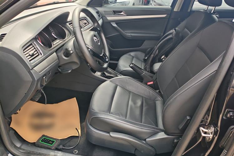 Used Volkswagen Lavida 2015 1.6L Automatic Comfort Edition Left Front Seat