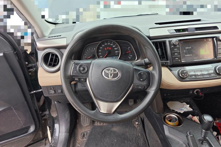 Used Toyota RAV4 2015 2.0L CVT Two-Wheel Drive Fashion Edition Steering Wheel