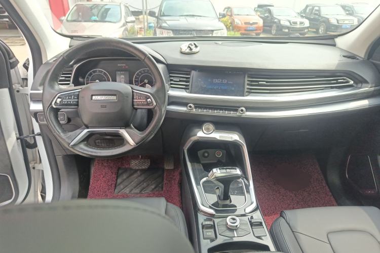 Used Haval H6 2017 Red Label 2.0T Automatic Two-Wheel Drive ZhiShang Model