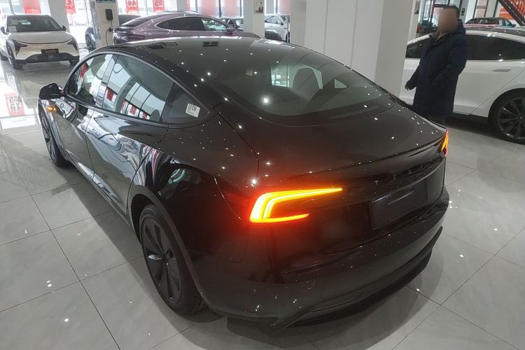 Used Tesla Model 3 2025 Rear-Wheel-Drive Version
