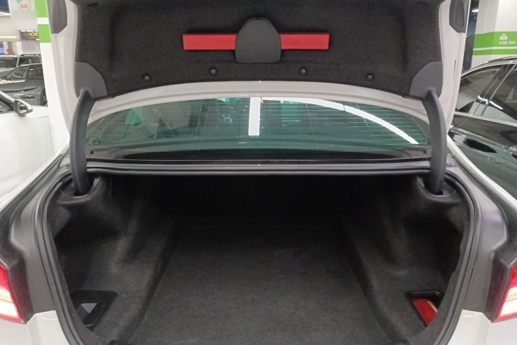 Used BMW 5 Series 2020 530Li Leading Model M Sport Package Trunk