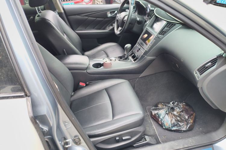 Used Infiniti Q50L 2016 2.0T Comfort Edition Right Front Seat