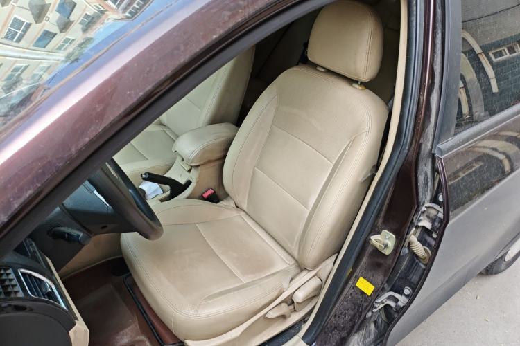 Used Geely Auto Classic Emgrand 2013 Sedan 1.5L Manual Elite Model
