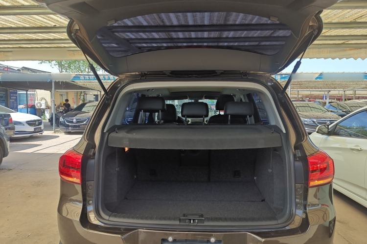 Used Volkswagen Tiguan 2015 1.8TSI Automatic Two-Wheel Drive Luxury Model