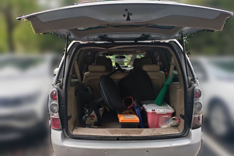 Used Buick GL8 2011 2.4L LT Executive Edition Trunk