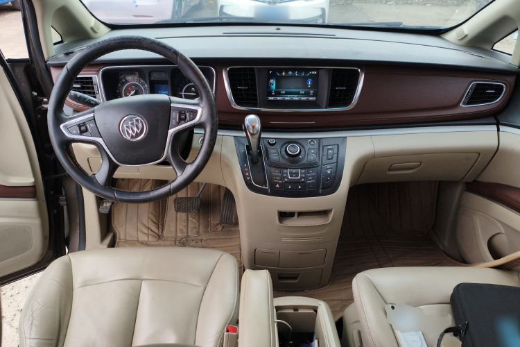 Used Buick GL8 2017 25S Prestige Version China V Standard Center Console