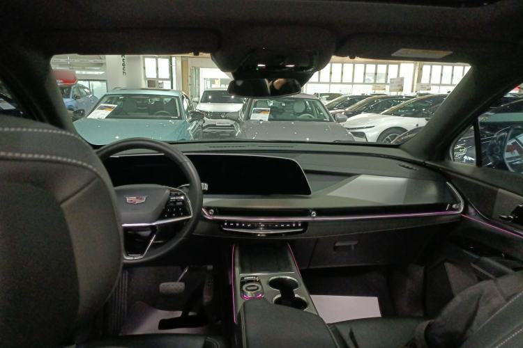 Used Cadillac XT5 2025 2.0T Luxury Version