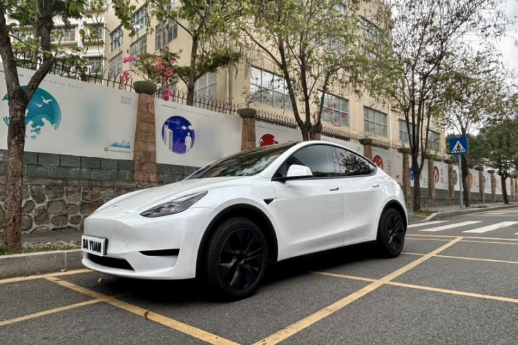 Used Tesla Model Y 2024 Rear-Wheel-Drive Version