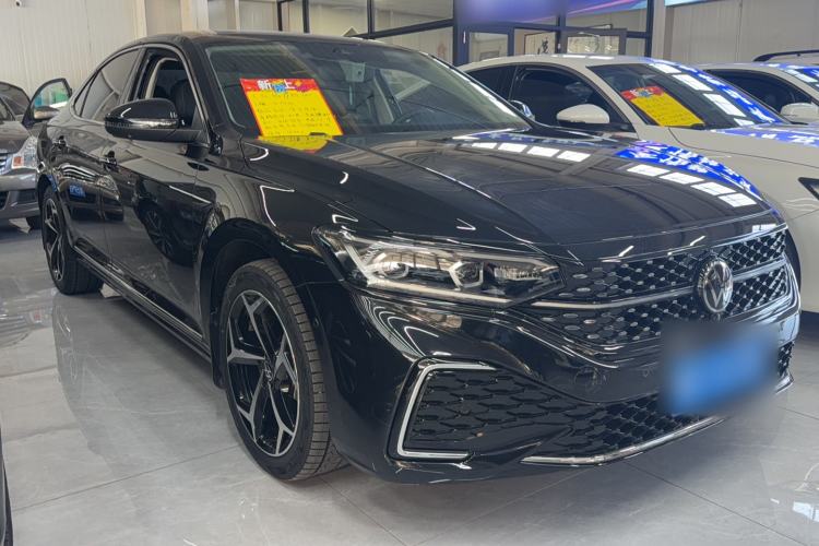 Used Volkswagen Passat 2024 380TSI Starry Luxury Edition