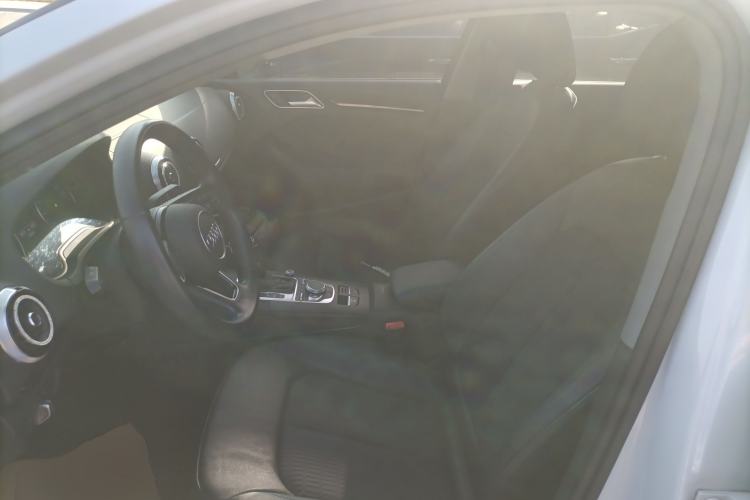 Used Audi A3 2019 Limousine 35 TFSI Fashion Edition China V standard