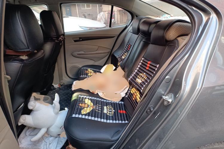 Used Honda City Classic 2012 1.5L manual Comfort version
