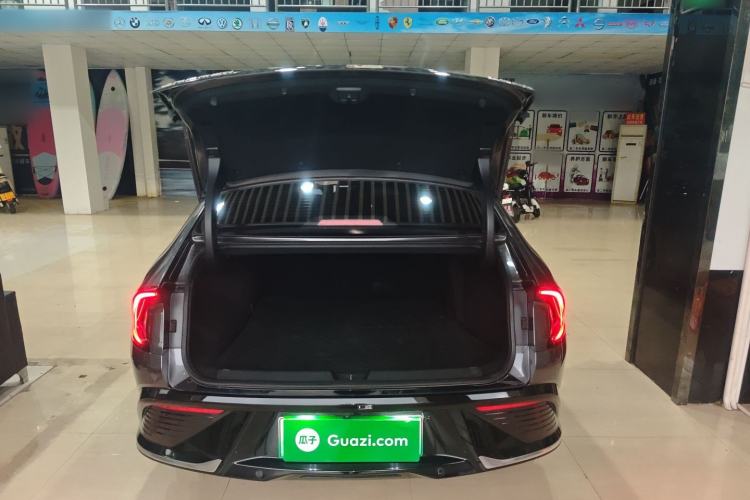 Used Wuling Xingguang 2023 150 Advanced Edition Trunk