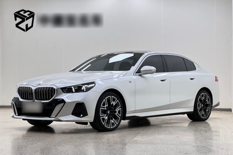 Used BMW 5 Series 2024 530Li Luxury Edition M Sport Package