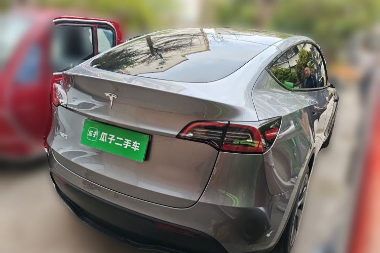 Used Tesla Model Y 2024 Rear-Wheel-Drive Version Rear Right 45 Deg