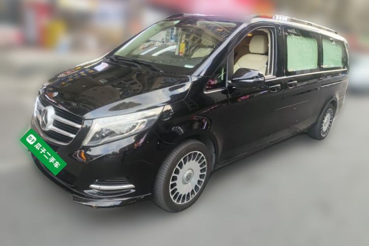 Used Mercedes-Benz V-Class Mercedes-Benz V260, 2018 model, 2.0T automatic (parallel import)