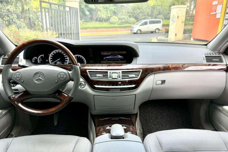 Used Mercedes-Benz S-Class 2012 S 400 L HYBRID Grand Edition