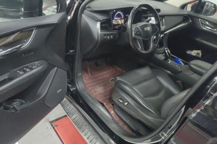 Used Cadillac XT5 2016 25T Luxury Model
