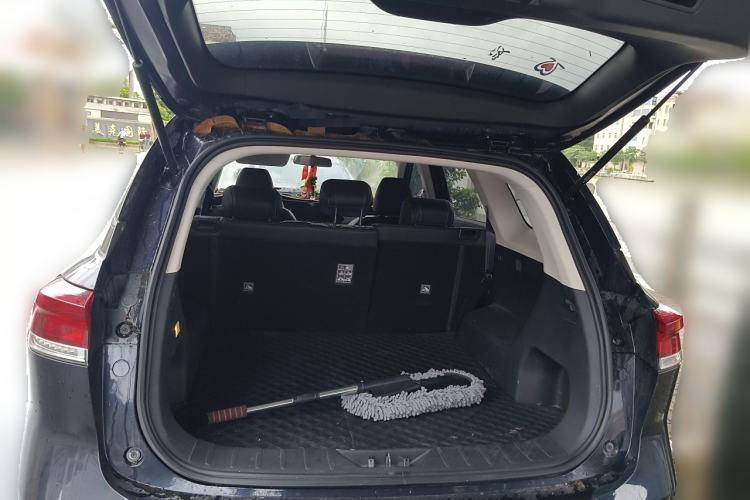 Used CHANGAN OSHAN X7 PLUS 2022 1.5T Blue Whale Edition Automatic Prestige Version Trunk