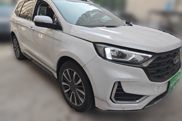 Used Ford Edge 2021 PLUS EcoBoost 245 Two-Wheel-Drive Titanium 7-Seater
