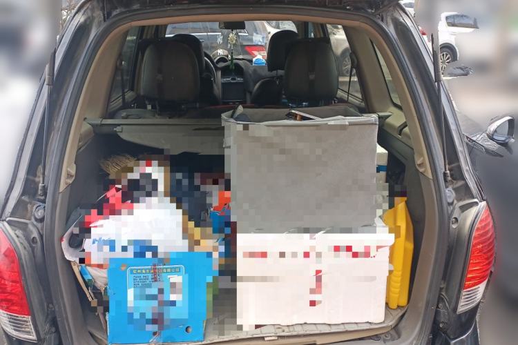 Used Huatai Santa Fe Classic 2012 2.0L Gasoline Manual Two-Wheel Drive with Sunroof Trunk