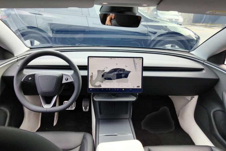 Used Tesla Model 3 2023 Rear-Wheel-Drive Version Center Console