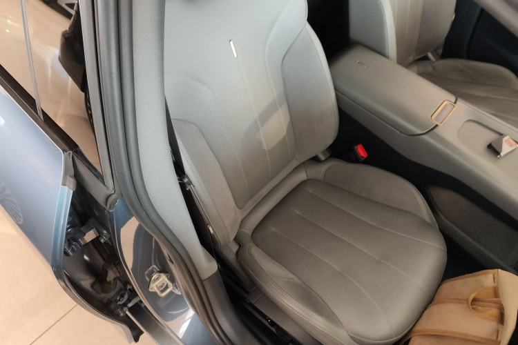 Used Lynk & Co 07 2024 EM-P 126 Long-Range Ultra
