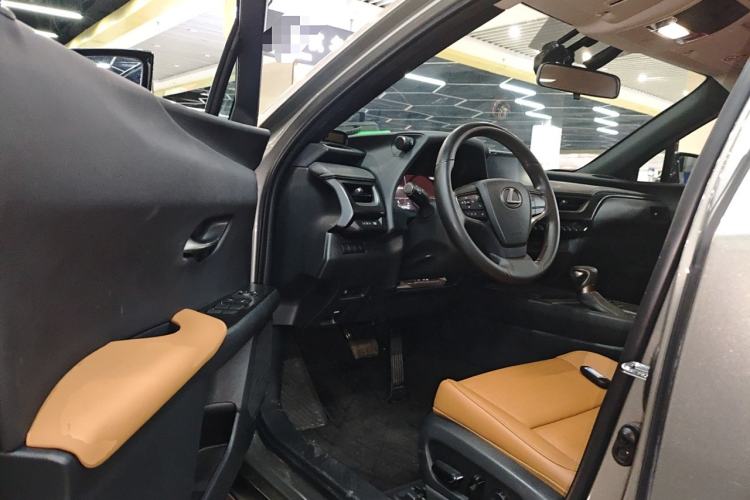 Used Lexus UX 2020 260h Explore-Cool Edition