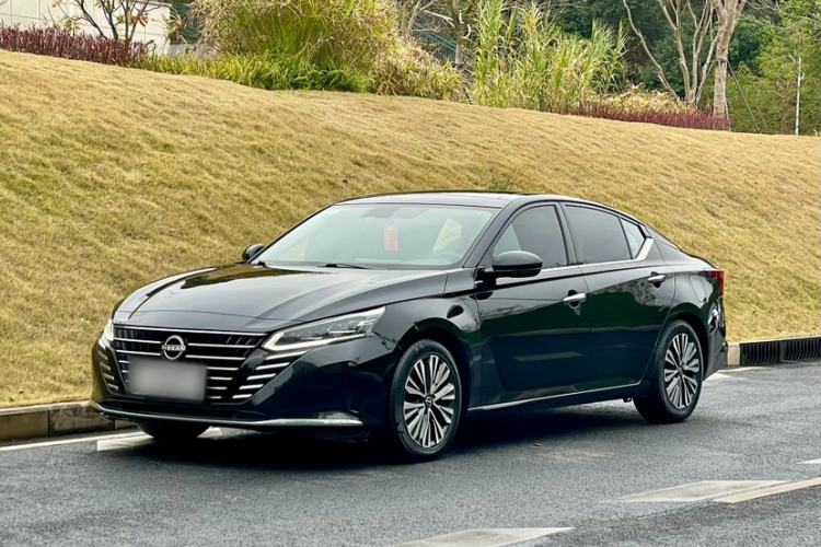 Used Nissan Teana 2022 2.0L XL-TLS Enjoyment Edition Front Left 45 Deg