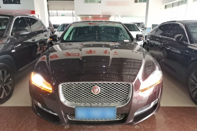 Used Jaguar XJ 2016 XJL 2.0T Two-Wheel-Drive Elegant Business Edition
