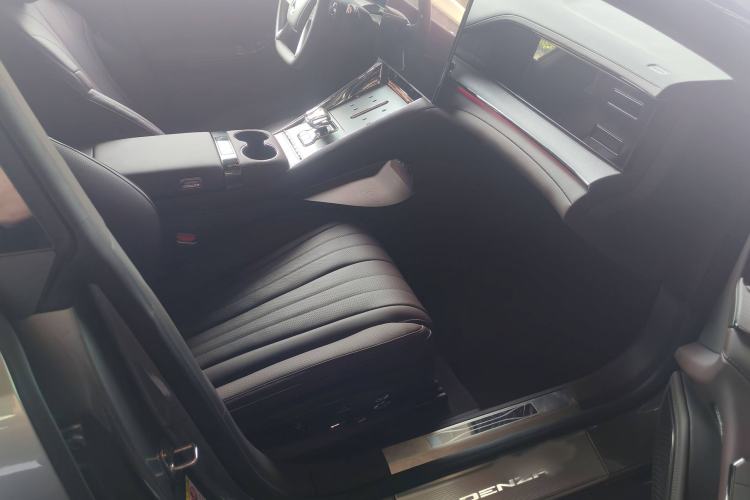 Used Denza Z9GT 2024 630 All-Wheel Drive Pro Version