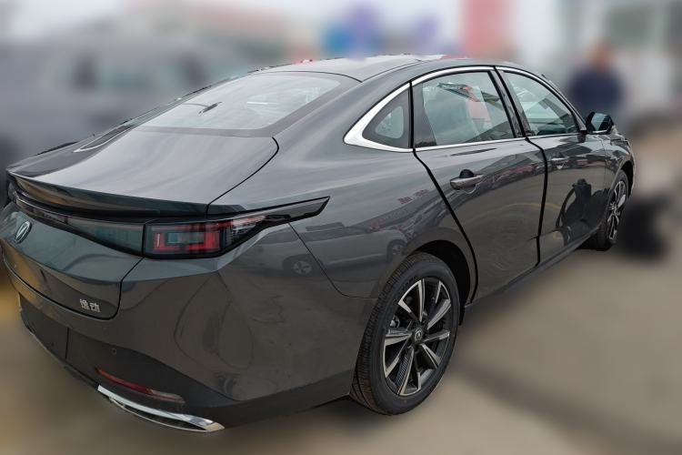 Used CHANGAN Eado 2025 Blue Whale 1.5T 500Bar Prestige Model Rear Right 45 Deg