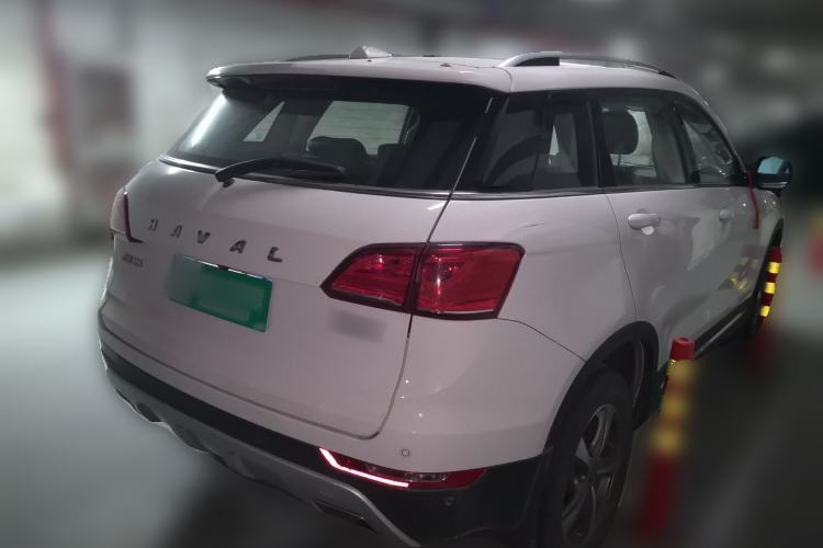 Used Haval H6 2016 Upgraded Model 1.5T Automatic Two-Wheel Drive Prestige Version
