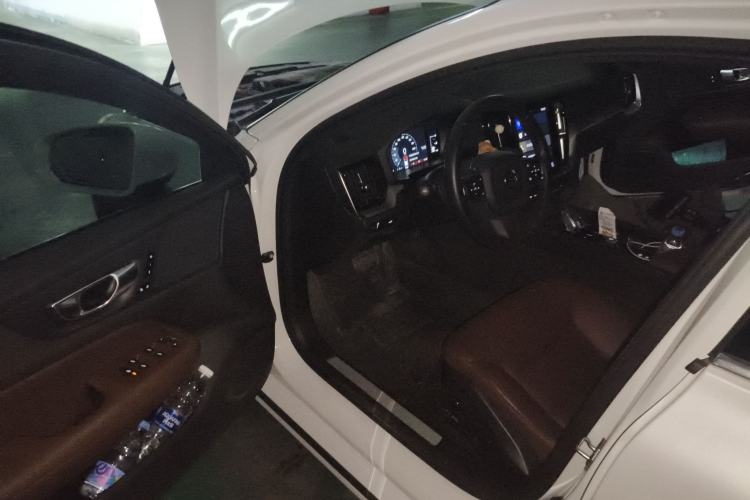 Used Volvo S60 2022 B4 Zhiyi Luxury Edition