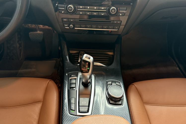 Used BMW X3 2014 xDrive20i X Design Package Interior 7