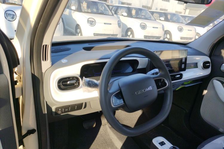 Used Geely Galaxy Panda 2025 210 km – Yuanqi Bear
