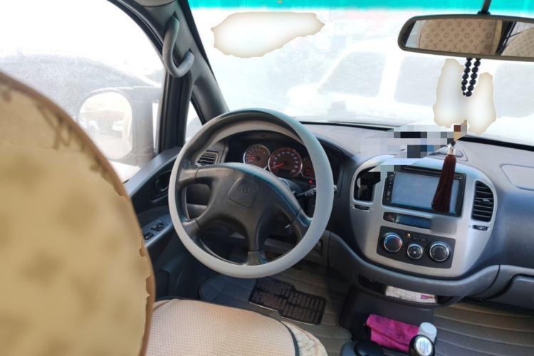 Used FORTHING Lingzhi 2011 Q3 2.0L Short-Wheelbase Standard Edition