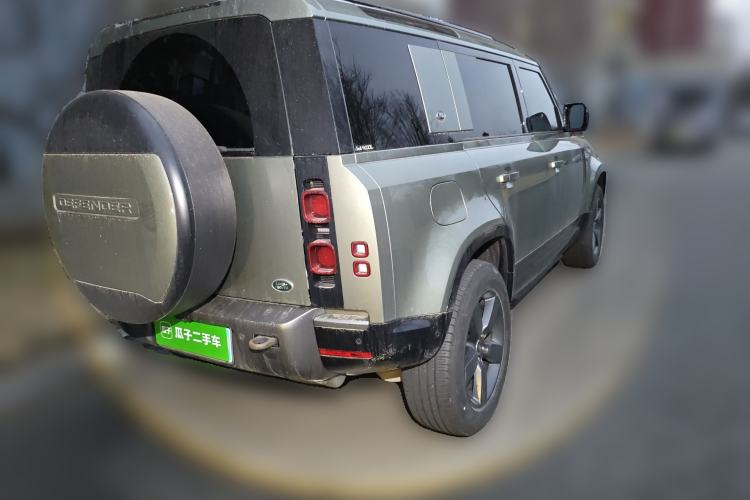 Used Land Rover Defender 2022 110 P400 X-DYNAMIC HSE Rear Right 45 Deg