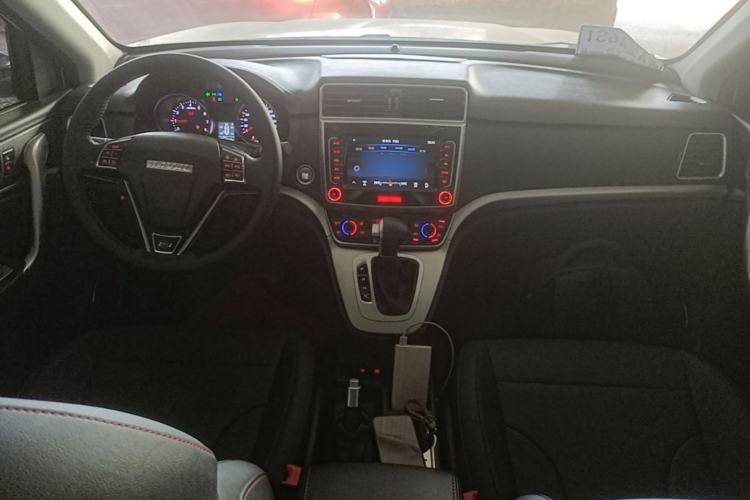 Used Haval M6 2019 1.5T DCT Two-Wheel Drive Elite Version China VI Standard