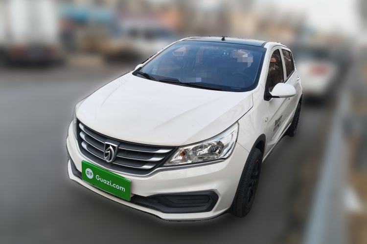 Used Baojun 310 2016 1.2L manual Comfort trim level