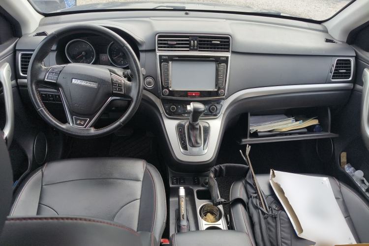 Used Haval H6 2017 Red-Label Sport Edition 1.5T Automatic Two-Wheel Drive Luxury Model Center Console